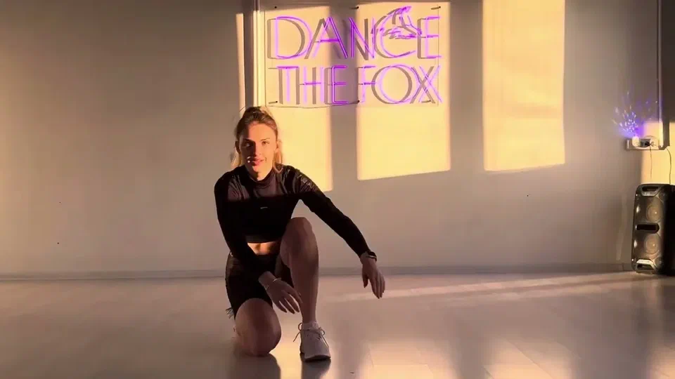 Tangled in Frequencies - Dance Music cover artwork